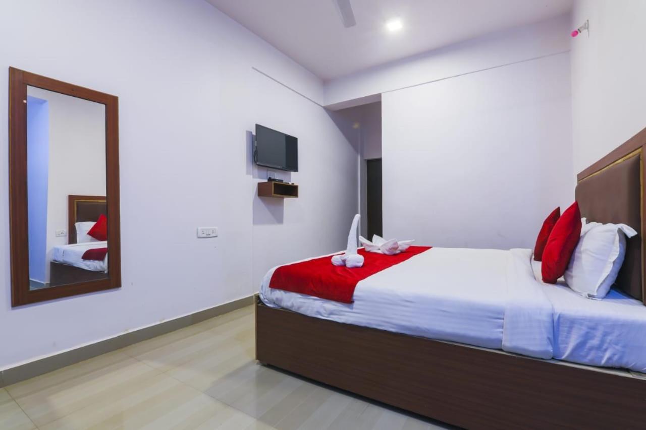 Fullmoon Beach Place Candolim Dış mekan fotoğraf