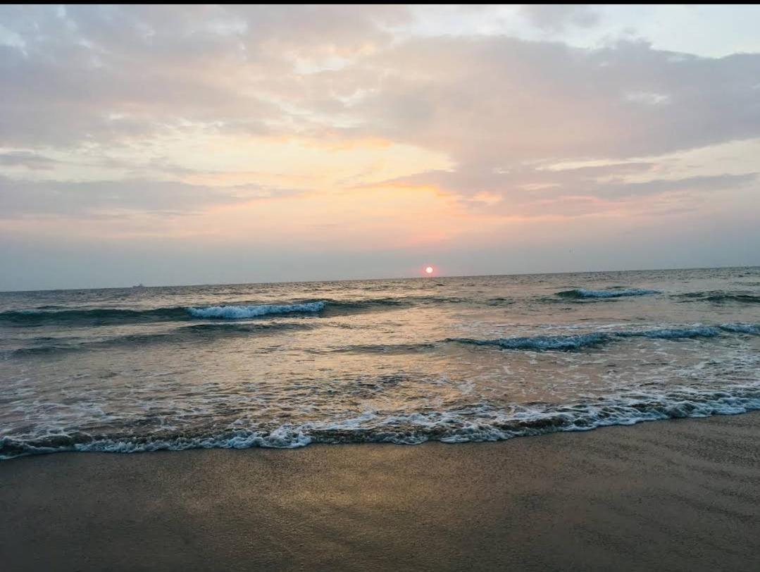 Fullmoon Beach Place Candolim Dış mekan fotoğraf